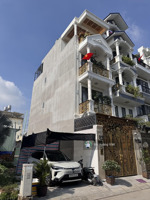 gấp! bán nhà 4 tầng mới đẹp - 78m2 - ô tô đỗ cửa - cách metro 500m - nhỉnh 8 tỷ(tl) - giá tốt.