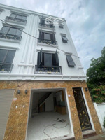 nhà mặt phố_kim chung_hoài đức_dt.40m_5tầng_mt.4,4m