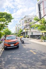 mặt tiền cư xá bùi minh trực - p5 - q8 - dt: 4,5*12m - 10 tỷ