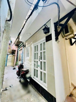 chính chủ cho thuê nhà 2 phòng ngủ đầy đủ tiện ích ngay trung tâm q1