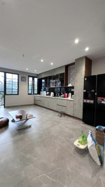 nhà mới 4 tầng mt bình đăng p6q8 thang máy 450kg