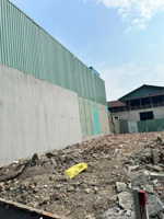 bán lô đất ngay ngã 3 mũi tàu quốc lộ 13, sổ hồng riêng, hẻm xe hơi