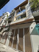 bán nhà 3 lầu hẻm xe hơi đường nguyễn đình chiểu q3. dt 4.5x14m giá 13 tỷ