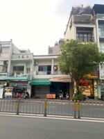 Hàng hiếm ngang lớn nhà mặt tiền đường số 41 P6 Quận 4 - DT 7,2x13m 2 tầng giá 30 tỷ