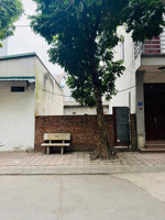 rất hiếm-lô đất phân lô cạnh hồ và tổ hợp chung cư ngay phố phúc lợi 40m2 mặt tiền 4.7m giá 10.8 tỷ