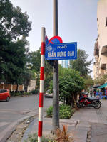 bán nhà mặt phố trần hưng đạo, hoàn kiếm, siêu hiếm, dt 215m2, 3t, mt 15m, giá 300 tỷ. 