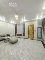 chỉ nhỉnh 9 tỷ sở hữu nhà lõi đống đa, dt: 36m2 x 5 tầng, thang máy ôtô cách nhà 20m- lh 