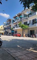 bán nhà riêng 2lầu 68mv.tại bình chuẩn, thuận an