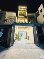 bán nhà 3 tầng đường thạnh xuân 25, phường thạnh xuân,q12, dt 80m (4*20) hẻm 8m, giá 6,75tỷ nhà mớ