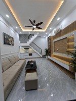 bán gấp nhà phố kim hoa ngõ nông ba gác tránh ,gần oto mặt ngõ kd, tặng nội thất dt 41m2 x 5t