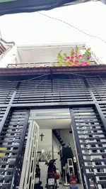 quận 8 ] hẻm thẳng 1 trục - gần mặt tiền đường - vị trí đẹp - thuận tiện qua quận 5& 10 chỉ 5p.