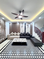 siêu phẩm thạch bàn nhà đẹp 6 tầng full nội thất-ô tô sát nhà -thiết kế hiện đại- ở sướng miễn bàn