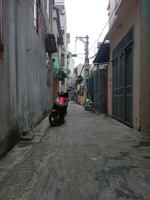 chính chủ bảo cần bán gấp 120m đất ngõ 401 xuân đỉnh.