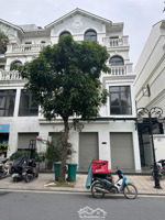 cho thuê liền kề 70m2 x 3 tầng, mặt công viên: để ở + làm văn phòng, giá 15 tr