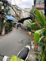 ngay chợ gò vấp - đường xe tải thông - nhà 1 lầu - chỉ hơn 4 tỷ