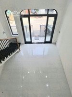 bán nhà mới ở ngay man thiện quận 9 gần học viện chính trị hẻm 60 3pn hẻm thôn thoáng 5,93 tỷ