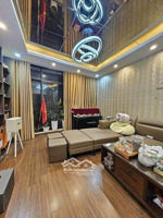 duy nhất 1 căn lô góc, 2 ô tô đỗ cửa, 7 tầng thang máy, 40m, mt 4.2m, vạn bảo, ba đình, 14.89 tỷ