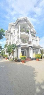 biệt thự cho thuê biệt thự khu d2d thống nhất (p. trấn biên) + diện tích: 1500m + có 5 phòng