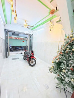 bán gấp nhà riêng đẹp 4pn, 3wc, 33m2, 8,9 tỷ tại lý thái tổ, q10, hcm, nhiều tiện ích