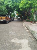 nhà đẹp long biên phân lô - vỉa hè - ngõ thông thoáng