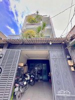 nhà ngộp gần tiểu học kỳ đồng giá 4tỷ1 diện tích 69m2 đường ô tô kỳ đồng-quận 3 đang cho thuê 25tr