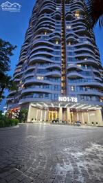 Bán chung cư cao cấp N01T8 Ngoại Giao Đoàn – DT 136m2 ( 4PN) – Có slot oto.