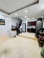 nhỉnh 8 tỷ có ngay nhà tân triều - mặt tiền cực đẹp - 15m ra mặt phố - dt 35m - 4 tầng - sổ đỏ đẹp