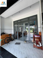 bán nhà mới 3 tầng đường oto ngay vành đai 2 đường 22 linh đông ra phạm văn đồng chỉ 500m ngộp bank