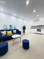 Bán căn hộ tập thể Bách Khoa, Hai Bà Trưng, nhà đẹp ở luôn, ô tô đỗ chân cầu thang