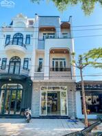 Nhà 1 trệt 2 lầu mặt tiền đường Xuân Hồng - Cách bệnh viện Nhi Đồng 300m