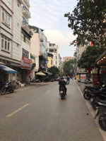 bán nhà trường chinh lô góc ở ngay đón tết 55 mét giá 14 tỷ chín gara ô tô.