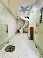 bán nhà riêng 20m2, 5 tầng, 3 pn, hồ ba mẫu, lê duẩn, đống đa, lô góc, kinh doanh, giá tốt 4,35 tỷ