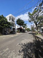 nhà 3 tầng mt 7m5 đoàn hữu trưng gần bến xe