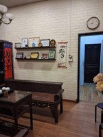 cho thuê nhà 3 tầng tổng diện tích sàn 360m2 giá 25 triệu/tháng. lh: 