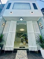 bán nhà chính chủ hẻm chuyên dùng chính dt 52m2 nở hậu tặng lại toàn bộ nội thất