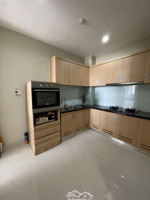 cho thuê căn hộ him lam riverside 2pn2wc giá 11tr/th . lh:0931178557