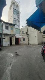 bán nhà 5 tầng hxh đỗ cửa, nguyễn duy dương, 30m chào 6 tỷ 2 còn tl