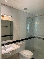 cho thuê căn chung cư 137 nguyễn ngọc vũ thiết kế 2 ngủ 2 vệ sinh 12 triệu 