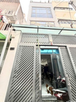 nhà khánh hội q4 - vài bước ra mt - 3 tầng đúc - 43m2 - không qh - chỉ 6.9 tỷ