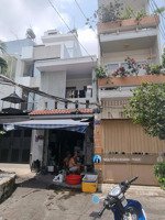 bán nhà hẻm đẹp, số 387 nguyễn trãi quận 1, dt: 3.5x18m, 2 tầng, 3pn, giảm mạnh 1 tỷ, còn 9.5 tỷ