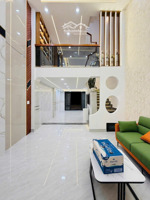 nhà ngay emart 51m2 lê lai, p3, gò vấp. giá 5 tỷ 600. xây 1 trệt 3 lầu. shr. gần đh công nghiệp