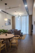 cho thuê căn hộ 1pn vinhomes golden river (ba son)