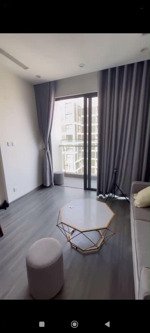 gia đình cần bán lại căn 2pn-2wc dt 65m2 đầy đủ nội thất toà tonkin 1 the tonkin smart city