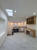 nhà 2 tầng kiệt oto, full nội thất, nhỉnh 3tỷ, trung tâm liên chiểu, đà nẵng