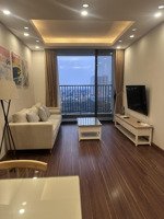 chính chủ cần cho thuê căn hộ 2 ngủ 2 vệ sinh đủ nội thất tại khu ngoại giao đoàn vào luôn