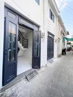 nhà 998tr (còn bớt) ở tô ký quận 12 ngay cổng công viên phần mềm quang trung. dt: 3,5x6m có 2pn