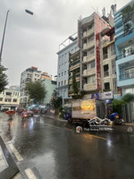 [quận 1] xe hơi vô nhà - sát mặt tiền cô bắc - 5 tầng kiên cố - nở hậu - 16.9t