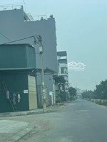 tôi cần bán lô 75m2 đg2 - 45 khu đấu giá trũng trên đìa các lai xá view mặt hồ công viên