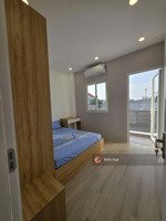 quận 10 cc 601 cmt8 lô góc 52m2 2pn full nội thất giá 2,9 tỷ