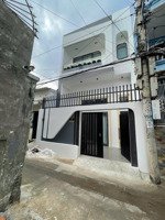 bán nhà phố 2 tầng + gác lửng + tum full nội thất đường sau ga, phường nha trang (tân tiến cũ)